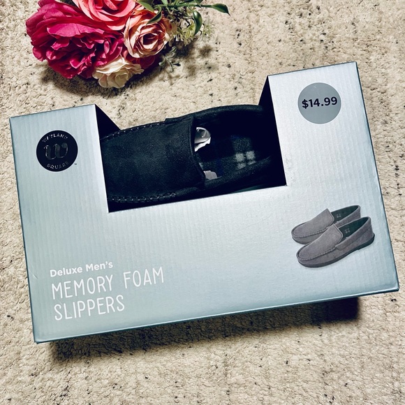 🔥NWT Men’s memory foam slippers - Picture 1 of 11